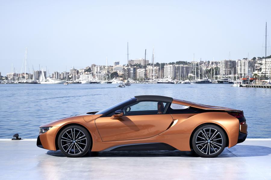  BMW i8 Roadster (I15) 2018 года  (WW) (фото 181 из 198)